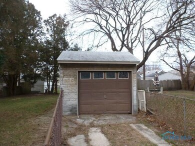 1732 Talbot St, Toledo, OH 43613 - photo 3