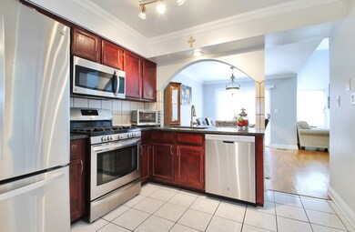 10341 Dearlove Rd unit C, Glenview, IL 60025 - photo 6