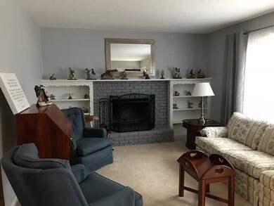 LIVING ROOM WITH FIREPLACE