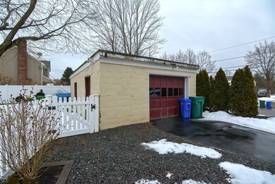 418 Read St, Attleboro, MA 02703 - photo 4