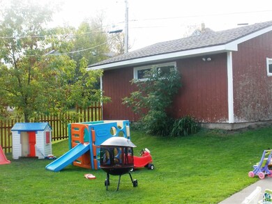 Fenced Yard