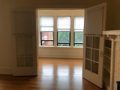 1126 W Pratt Blvd unit 3N, Chicago, IL 60626 - photo 5