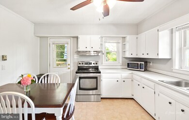 3517 Cemetery Cir, Knoxville, MD 21758 - photo 7