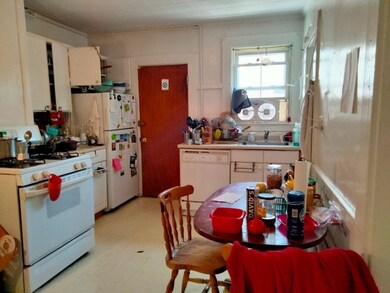 4 Sherman St unit 2, Cambridge, MA 02138 - photo 3