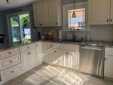 72 Washington St unit 2, Franklin, MA 02038 - photo 6