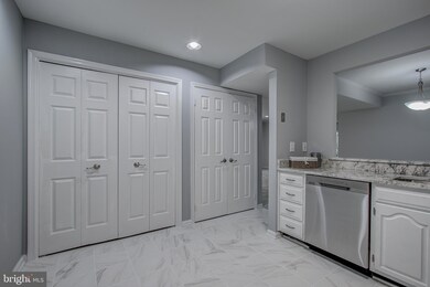 5725 Balsam Grove Ct, Rockville, MD 20852 - photo 7