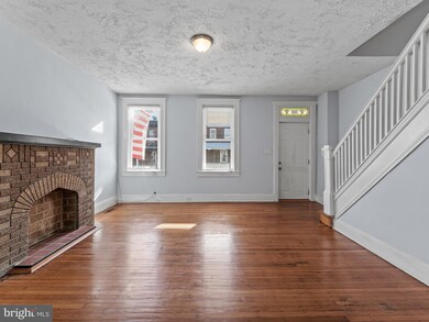 652 Dumbarton Ave, Baltimore, MD 21218 - photo 4