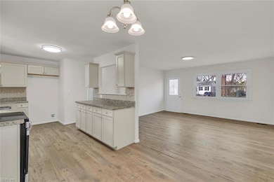 1110 74th St, Newport News, VA 23605 - photo 6