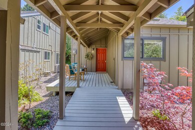 Meadow Ln-104