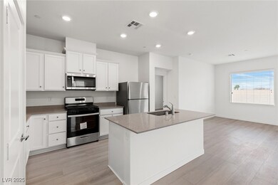 2721 Avril Point St, Las Vegas, NV 89156 - photo 5