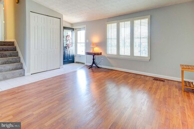 8 Box Cir, Essex, MD 21221 - photo 6