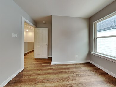 1017 North Ln unit B, Houston, TX 77088 - photo 6