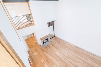 62 Legend Ln, Houston, TX 77024 - photo 5