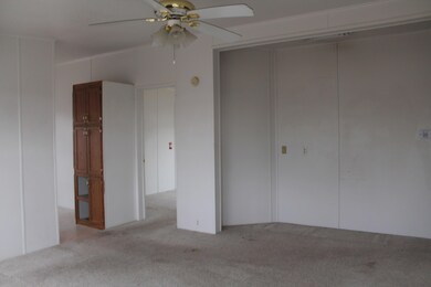 Living Room (3)