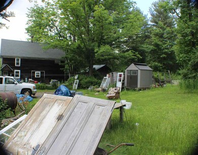 42 Clark Rd, Londonderry, NH 03053 - photo 4