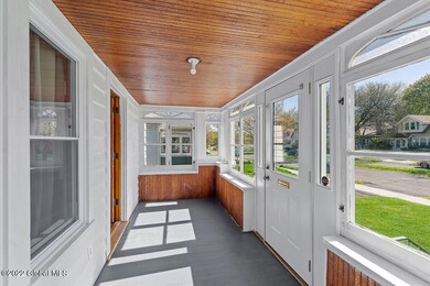 42 Marwood St, Albany, NY 12209 - photo 7