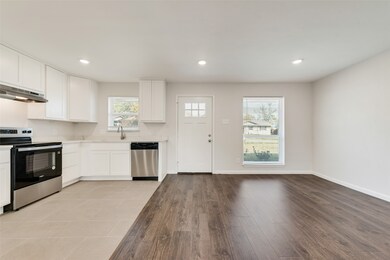 1222 Athens Dr, Mesquite, TX 75149 - photo 3