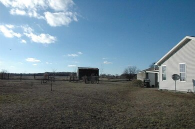 22102 Meade Rd, Parsons, KS 67357 - photo 2