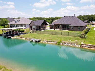 3916 Upper Lake Cir, Granbury, TX 76049 - photo 3