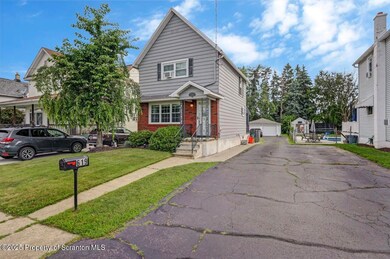 619 Throop St 04 Large