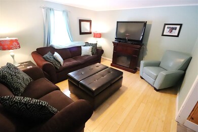 124 Paradise Rd, North Woodstock, NH 03262 - photo 3