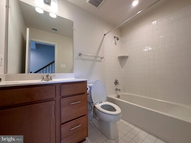 7101 Firwood Ln, Greater Landover, MD 20785 - photo 4