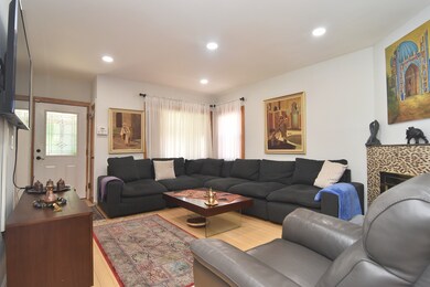 6049 N Francisco Ave, Chicago, IL 60659 - photo 3