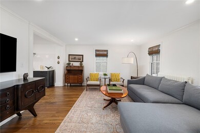 23 Mount Vernon St, Newport, RI 02840 - photo 6