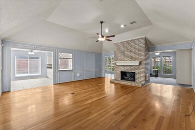 2422 Fairwind Dr, Houston, TX 77062 - photo 6