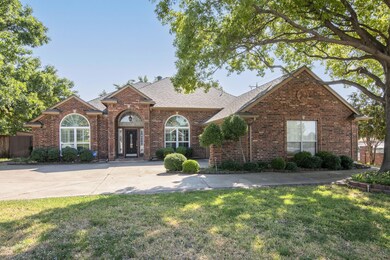 7900 Bridlewood Dr, North Richland Hills, TX 76182 - photo 2