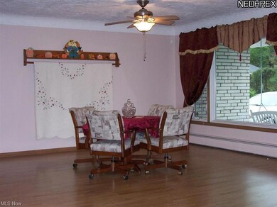 28852 Serenity Ln, Wickliffe, OH 44092 - photo 3