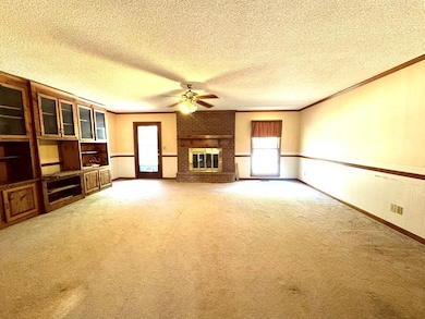 206 Ridge Cir, Dublin, GA 31021 - photo 4