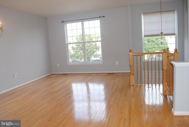 7116 Ladd Cir, Frederick, MD 21703 - photo 7