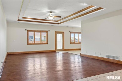 429 James Creek Ln, Jacksonville, IL 62650 - photo 6