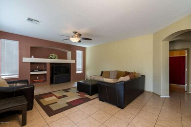 10426-W-Roanoke-Ave-MLS--5