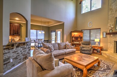 3235 Highline Trail, San Antonio, TX 78261 - photo 4