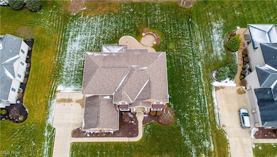 127 Walden Ridge Dr, Hinckley, OH 44233 - photo 5