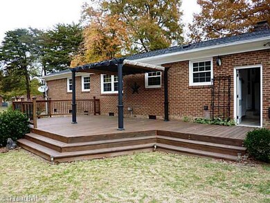 5804 Siler Rd, Greensboro, NC 27406 - photo 3