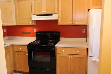 99 Heather Dr unit I, White River Junction, VT 05001 - photo 6