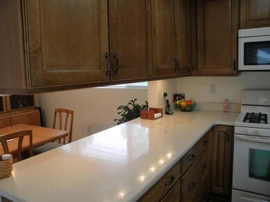 8 Jake Dr, Nashua, NH 03063 - photo 5