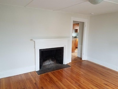 10 Rowland St unit 2, Marblehead, MA 01945 - photo 2