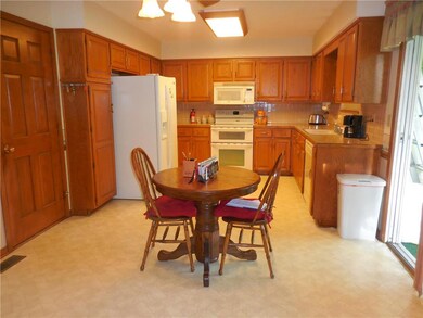 715 Raven, Raymore, MO 64083 - photo 6