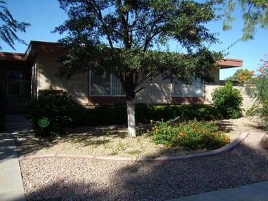 10872 W Emerald Dr unit 17J, Sun City, AZ 85351 - photo 2