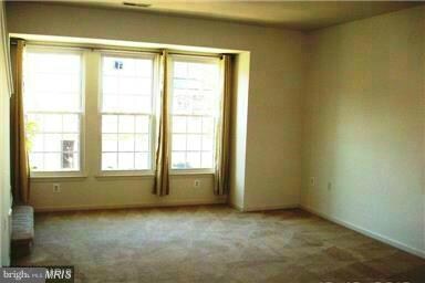 23094 Fontwell Square, Sterling, VA 20166 - photo 5