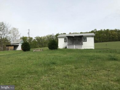 112 S Timber Ridge Rd, Cross Junction, VA 22625 - photo 5