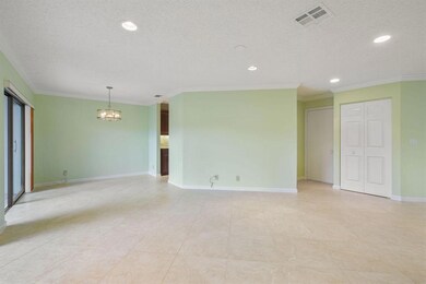 2LexingtonLane,UnitC_08