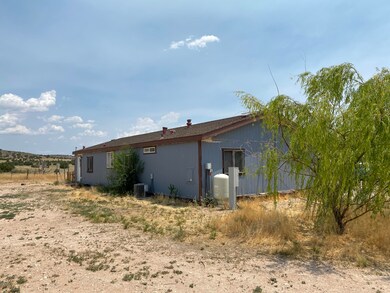 200 W Eleanor Rd, Paulden, AZ 86334 - photo 5