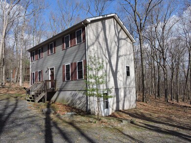 153 Hyland Dr, East Stroudsburg, PA 18301 - photo 3