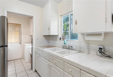 510 S Tamarind Ave, Compton, CA 90220 - photo 3