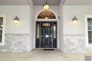 4900 SW Fairlawn Rd, Topeka, KS 66610 - photo 2